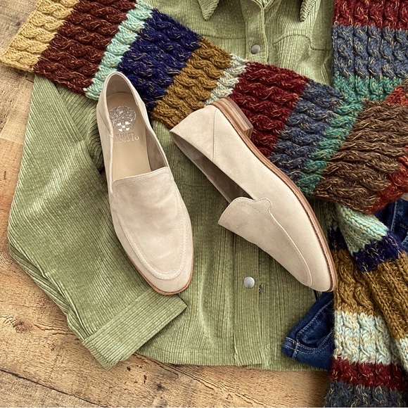 Vince Camuto Taupe/Cream Suede Slip-On Loafers⭐️ Excellent Condition - Picture 2 of 13